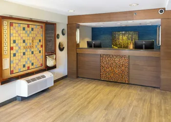 Accent Inns Burnaby hotel thumbnail 3