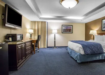 Quality Inn Schaumburg - Chicago near the Mall hotel thumbnail 8