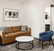 Fairfield Inn & Suites New York Midtown Manhattan/Penn Station hotel detail image 5
