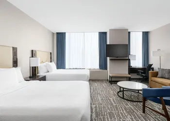 Fairfield Inn & Suites New York Midtown Manhattan/Penn Station hotel thumbnail 6