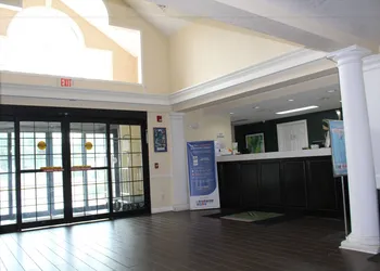 Quality Inn Lake City hotel thumbnail 2