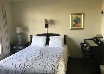 Continental Inn hotel thumbnail 4