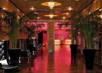W Minneapolis - The Foshay hotel thumbnail 4