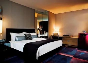 W Minneapolis - The Foshay hotel thumbnail 6