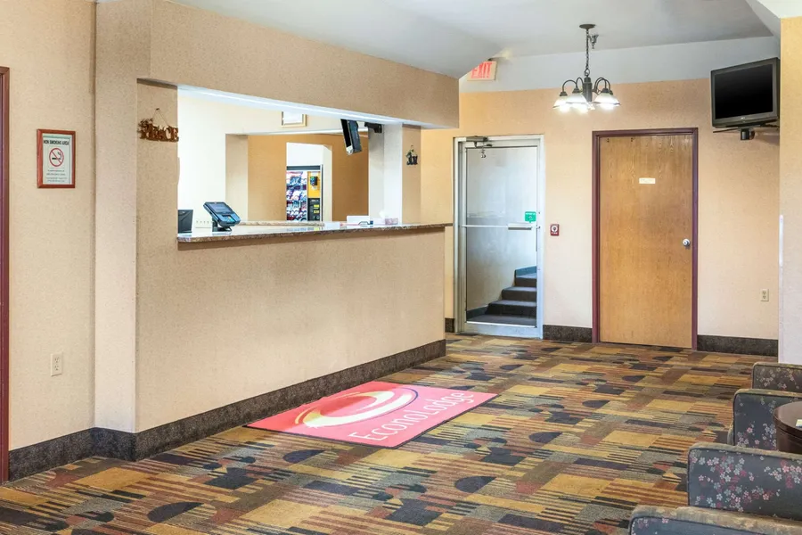Econo Lodge Kent - Akron West hotel detail image 2