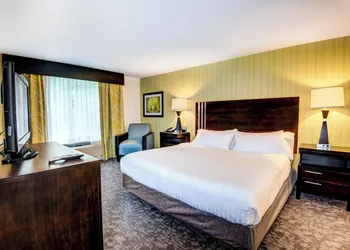 Holiday Inn Express Hotel of Neptune by IHG hotel thumbnail 3