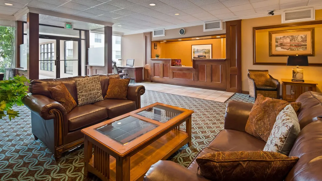 Best Western Plus Waterville Grand Hotel hotel detail image 2