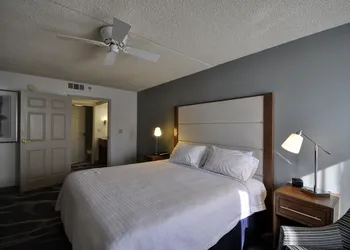 Homewood Suites by Hilton Phoenix-Biltmore hotel thumbnail 7