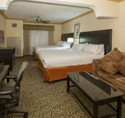 Holiday Inn Express and Suites Bakersfield Central by IHG hotel detail image 4