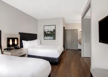 DoubleTree Suites by Hilton Raleigh - Durham hotel thumbnail 6