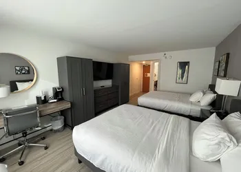 Revival Scottsdale Studios hotel thumbnail 7