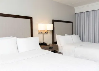 Hampton Inn by Hilton Milwaukee Northwest hotel thumbnail 5