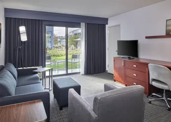 Courtyard by Marriott Detroit Troy hotel thumbnail 5