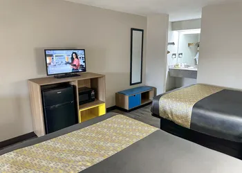 Days Inn & Suites by Wyndham Opelousas hotel thumbnail 8