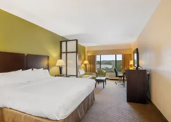 Antioch Hotel & Suites hotel thumbnail 6