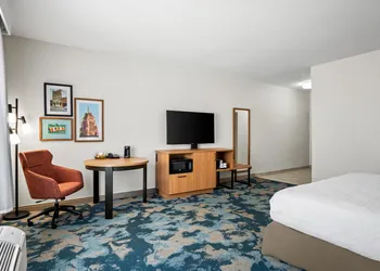 Hampton Inn & Suites Waxahachie hotel thumbnail 7