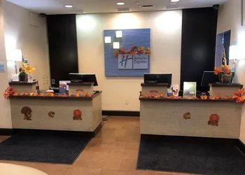 Holiday Inn Express Manhattan Times Square South by IHG hotel thumbnail 2