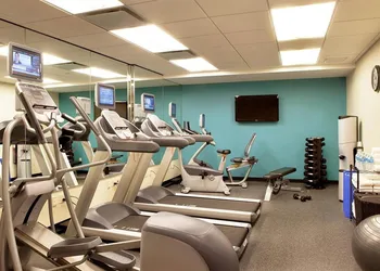 Holiday Inn Express Manhattan Times Square South by IHG hotel thumbnail 8