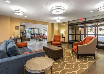 Comfort Inn & Suites Dalton West hotel thumbnail 4