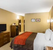 Comfort Inn & Suites Dalton West hotel detail image 7