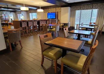 Hampton Inn Pensacola-Airport (Cordova Mall Area) hotel thumbnail 2