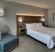 Holiday Inn Express & Suites Waukegan by IHG hotel detail image 5