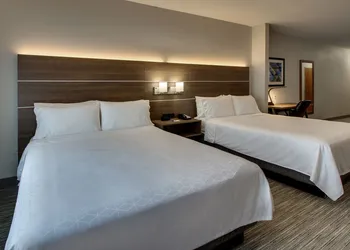 Holiday Inn Express & Suites Waukegan by IHG hotel thumbnail 8