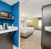 Holiday Inn Express & Suites Delafield by IHG hotel detail image 3