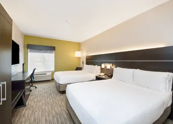 Holiday Inn Express & Suites Delafield by IHG hotel thumbnail 4