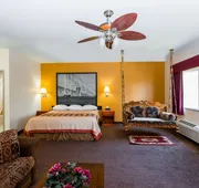 Super 8 by Wyndham Salina hotel detail image 7