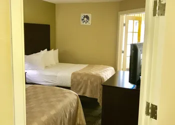 Hamden Hotel and Suites – Hamden New Haven hotel thumbnail 4