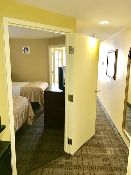 Hamden Hotel and Suites – Hamden New Haven hotel detail image 6