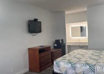 Motel 6 Cleveland, MS - Delta State University hotel thumbnail 3