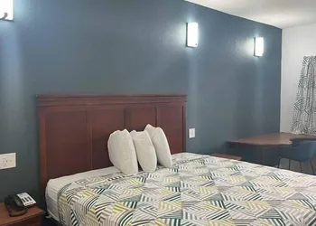 Motel 6 Cleveland, MS - Delta State University hotel thumbnail 8