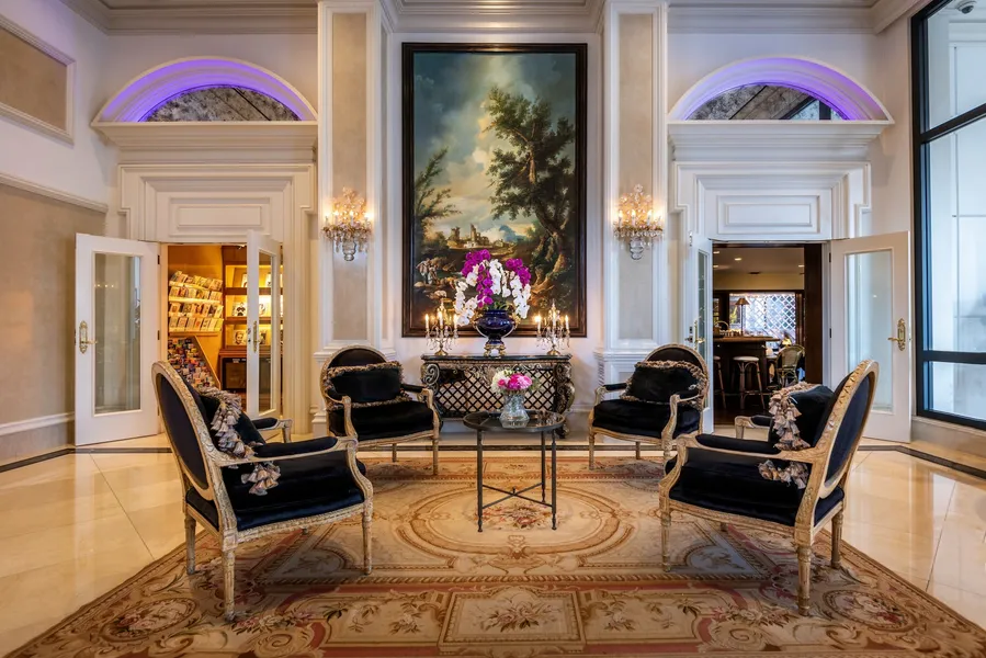 Beverly Hills Plaza Hotel & Spa hotel detail image 6