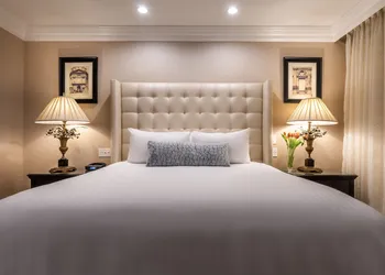 Beverly Hills Plaza Hotel & Spa hotel thumbnail 7