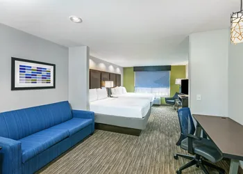 Holiday Inn Express & Suites Austin NW - Lakeway by IHG hotel thumbnail 3