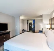 Holiday Inn Express & Suites Austin NW - Lakeway by IHG hotel detail image 5
