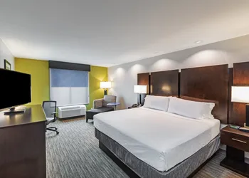 Holiday Inn Express & Suites Austin NW - Lakeway by IHG hotel thumbnail 7