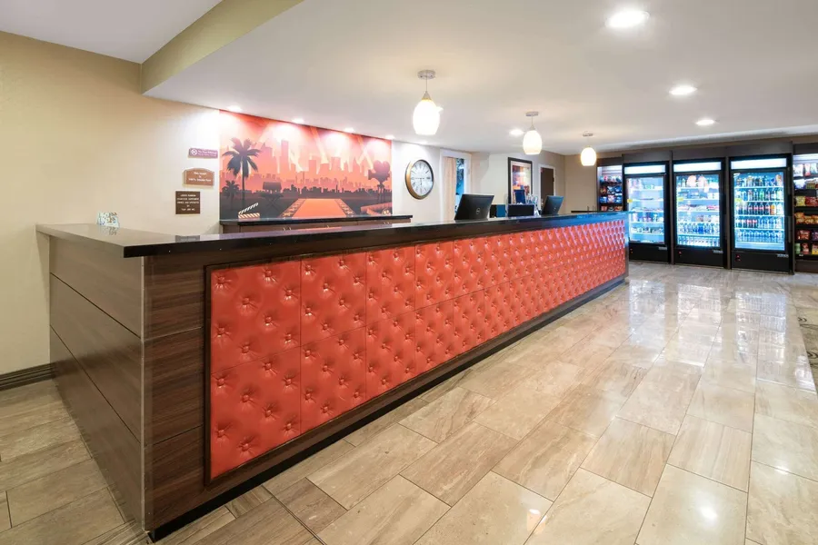Ramada by Wyndham Burbank Airport hotel detail image 2