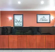 La Quinta Inn & Suites by Wyndham St. Augustine hotel detail image 4