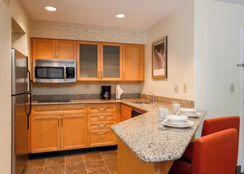 Residence Inn by Marriott Bakersfield hotel thumbnail 7