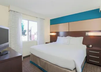 Residence Inn by Marriott Bakersfield hotel thumbnail 8