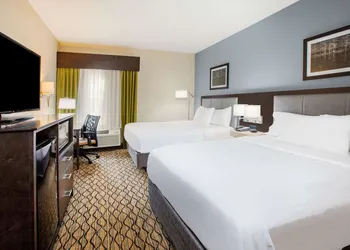 Wingate by Wyndham Roseville/Detroit hotel thumbnail 7