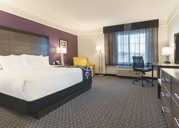 La Quinta Inn & Suites by Wyndham Grand Junction hotel thumbnail 7