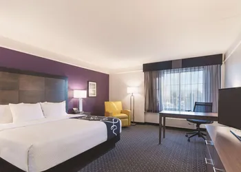 La Quinta Inn & Suites by Wyndham Grand Junction hotel thumbnail 8