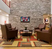 Red Roof Inn & Suites Beaumont hotel detail image 3