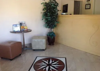 Americas Best Value Inn Thousand Oaks hotel thumbnail 2