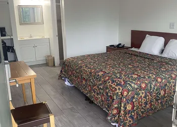 Americas Best Value Inn Thousand Oaks hotel thumbnail 4