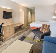 Holiday Inn Express Cedar Rapids (Collins Rd) by IHG hotel detail image 3